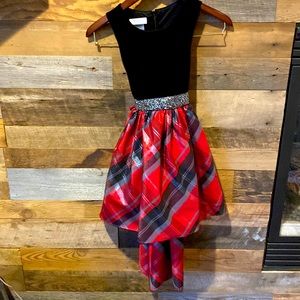 Girls party/ holiday dress. Size 10. Excellent condition.